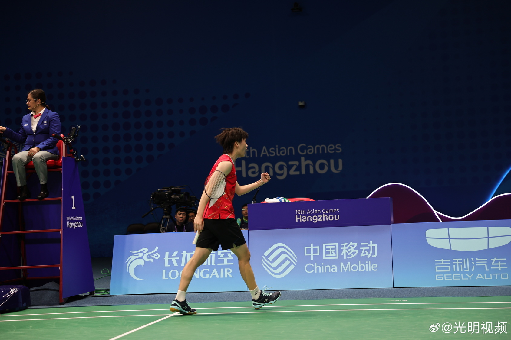 于他们在场 于他们在场