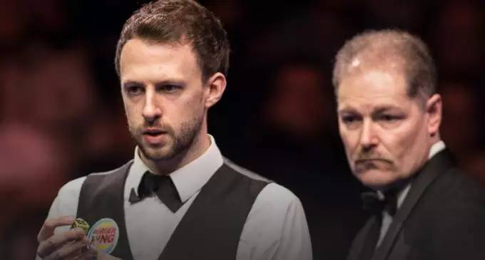 前腰牵制 前腰牵制